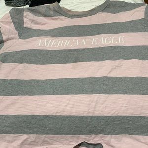 American Eagle pink and gray short sleeve